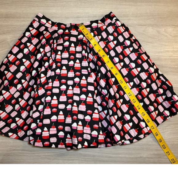 Kate Spade New York Cupcake Print Skirt Black Pink Red Girls 14Y KSCYG0469 - Picture 4 of 12